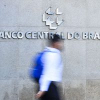 banco_central_mcajr_abr_0104222273_01